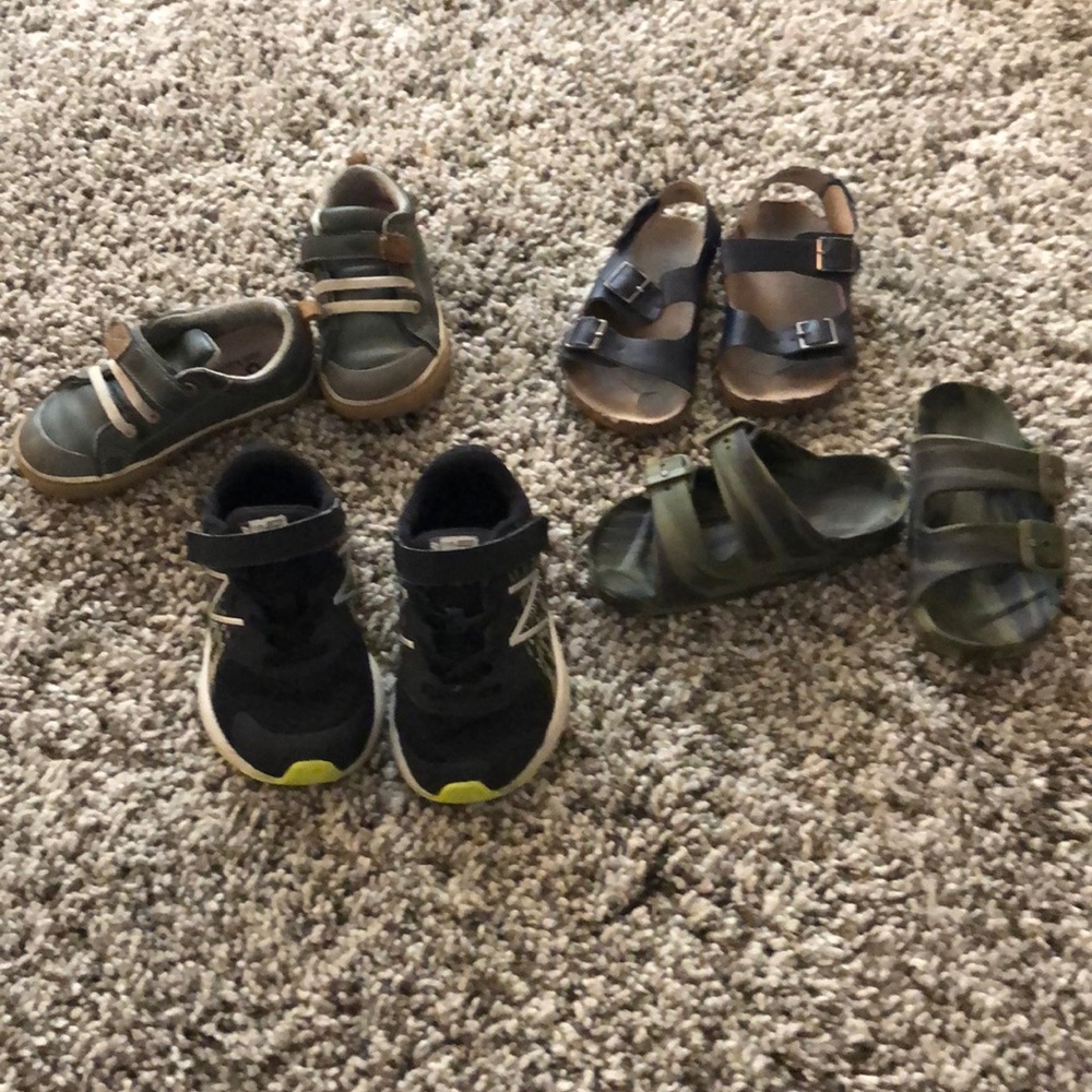 Toddler boys shoes size 8